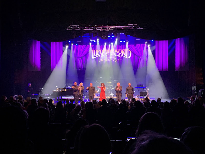 The Carolina Opry Theater