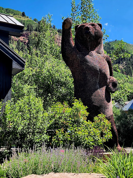 Telluride Penny Bear ( Ursa Ravus) - Tourist attraction in Telluride