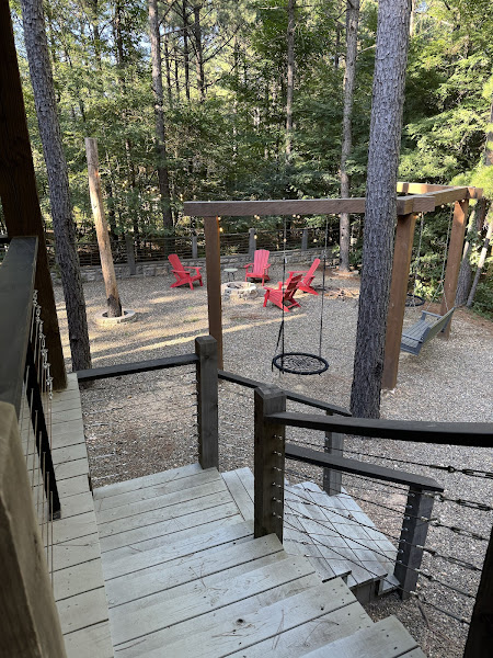 Strawberry Wine Cabin