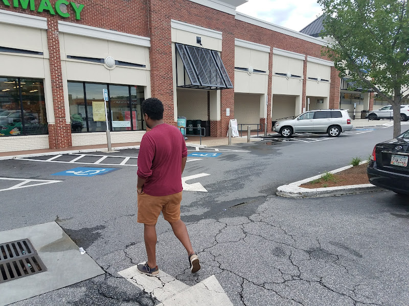Howell Mill Village - Shopping mall in Atlanta