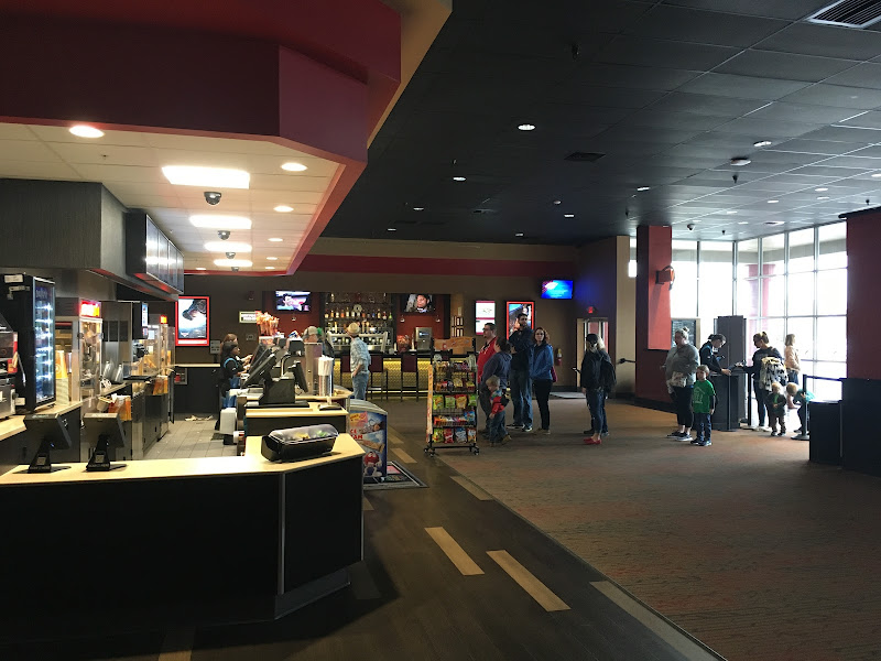 Regal Hamilton Place - Movie theater in Chattanooga
