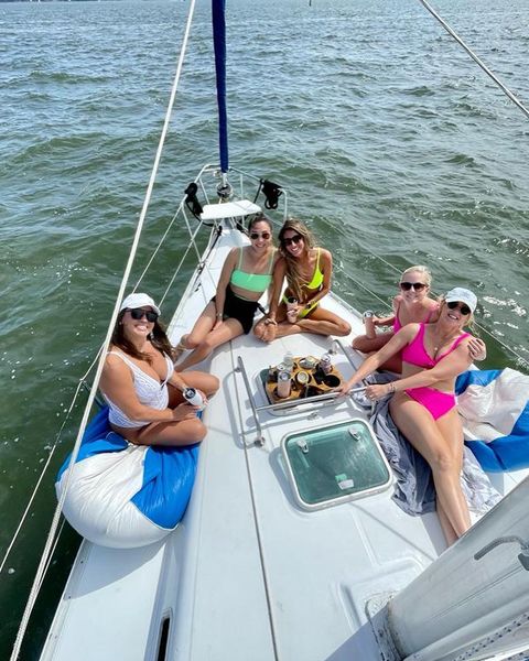 Blue Life Charters - Boat rental service in Charleston
