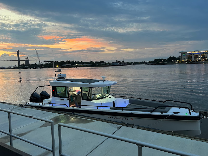 Savannah Luxury Cruises LLC - Boat tour agency in Savannah