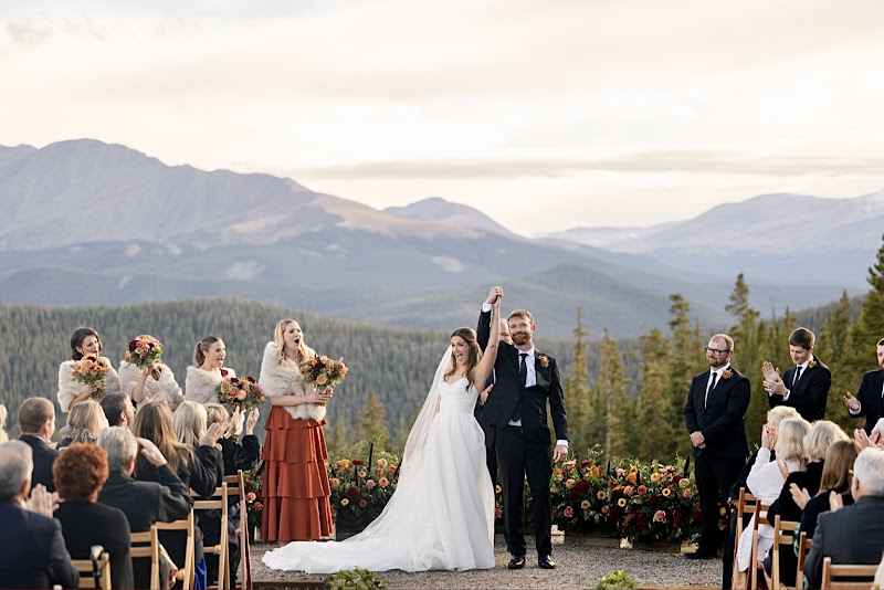 Sarah Roshan Collective - Wedding photographer in Breckenridge