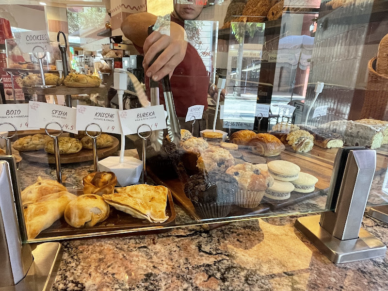 Bobe Kitchen & Bakery