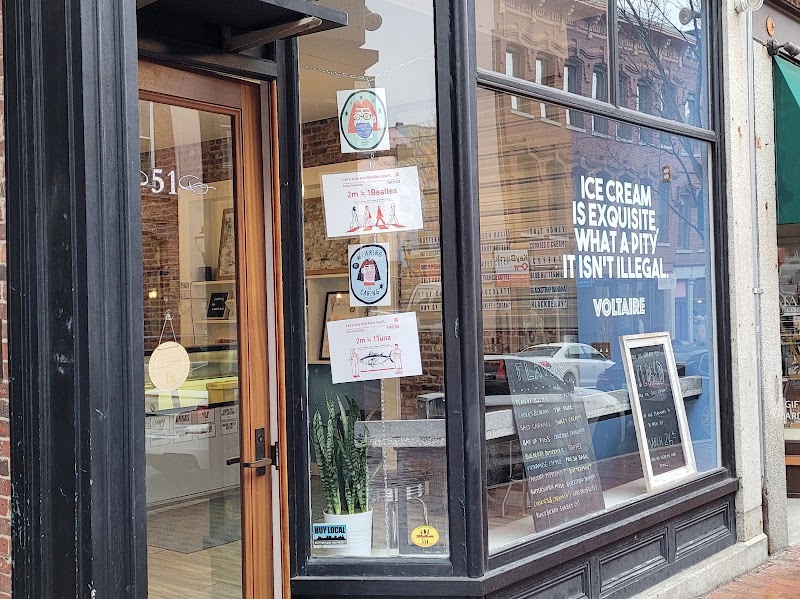 Mount Desert Island Ice Cream - Ice cream shop in Portland