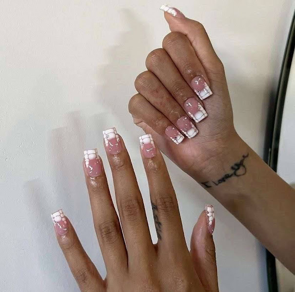 EAGLE BEAUTY LOUNGE (10% OFF New Customers & More Promotions)