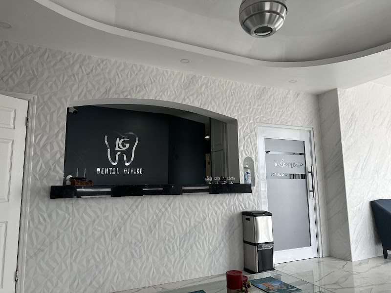 LG Dental Office - Dental clinic in Centro