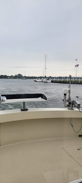 The Yacht Harbor - Marina in Sturgeon Bay