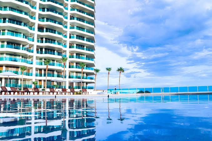 Esmeralda Beach Resort - Resort hotel in Playa Arenos