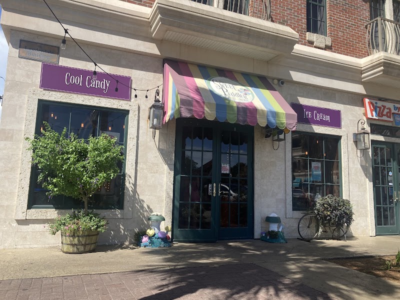 The Sweet Peddler - Ice cream shop in Panama City Beach