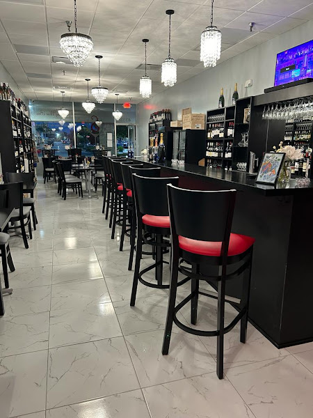 Naples Society Wine Bar - Bar in Naples