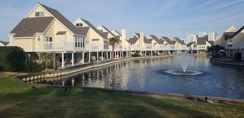 Sandpiper Cove Beach Weddings - Resort hotel in Destin