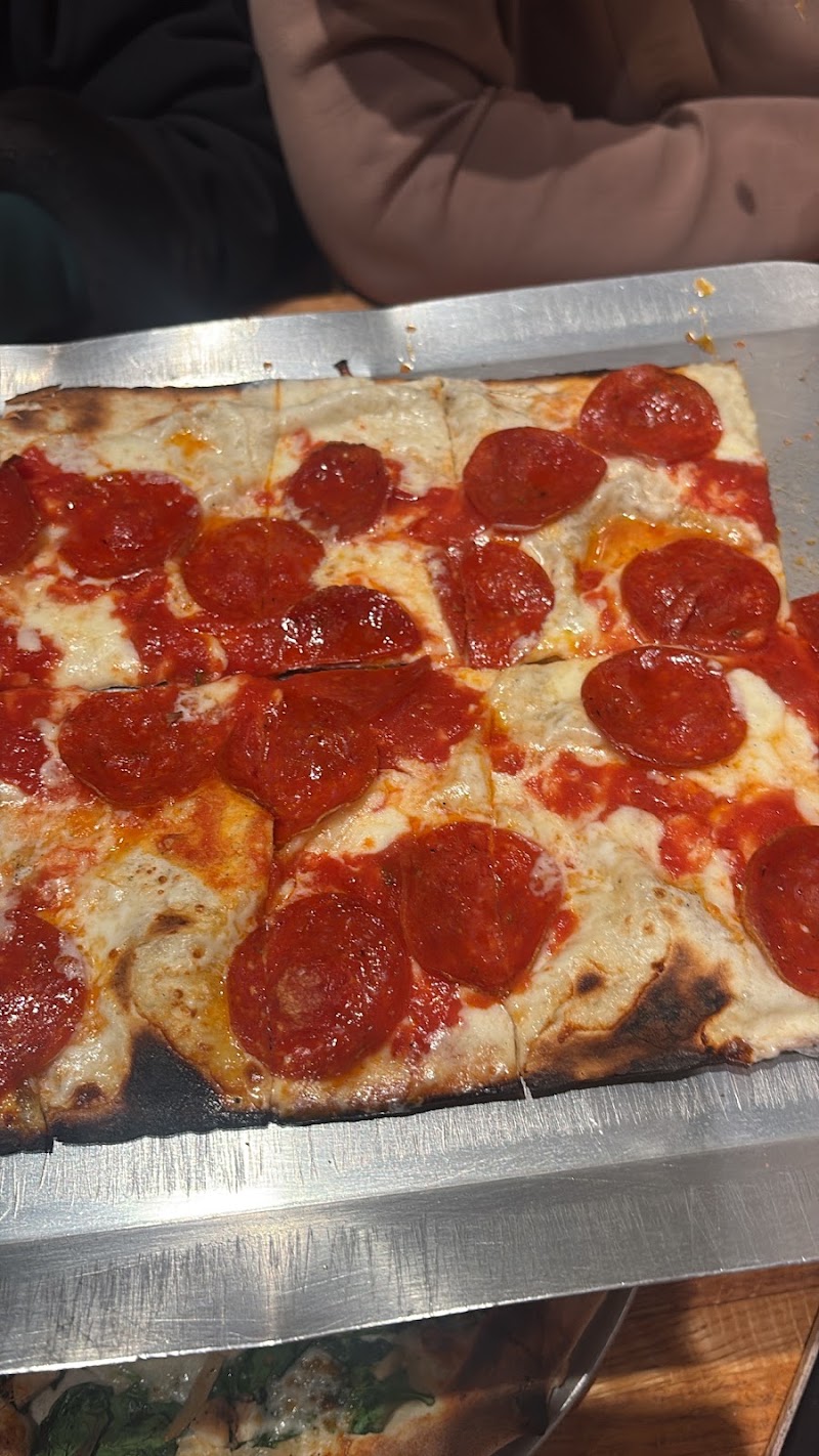 Olivella’s Pizza and Wine photo