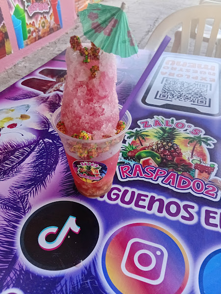 Zalo's Raspado2 - Ice cream shop in Centro