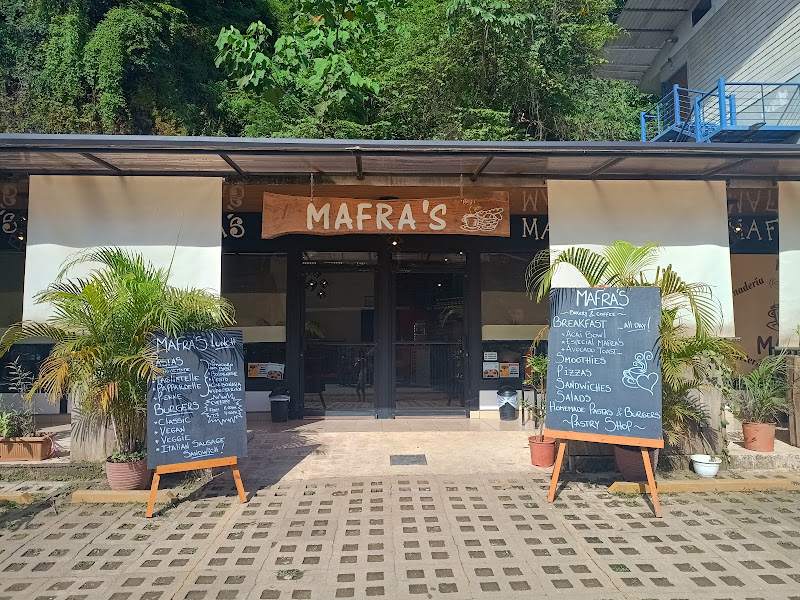 Mafra's Panaderia Pasteleria y Cafė