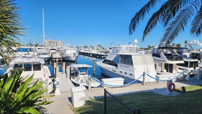 Longboat Key Club Moorings - Marina in Longboat Key