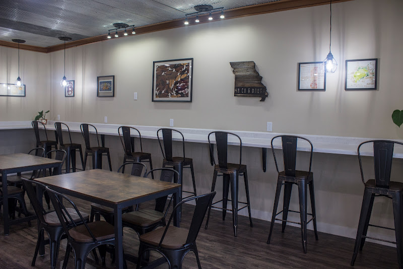 MO Co & Dough - Coffee shop in Osage Beach