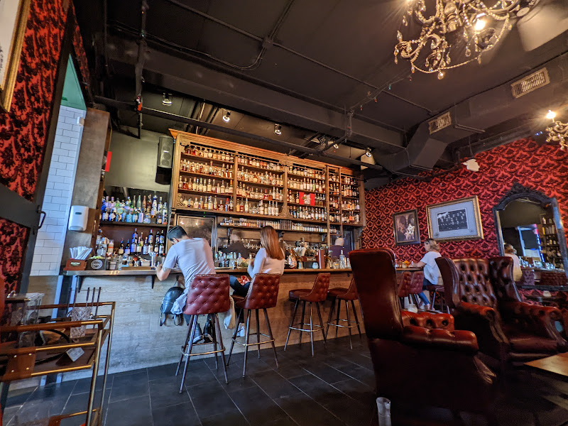 Apothecary 330 - A Cocktail Bar