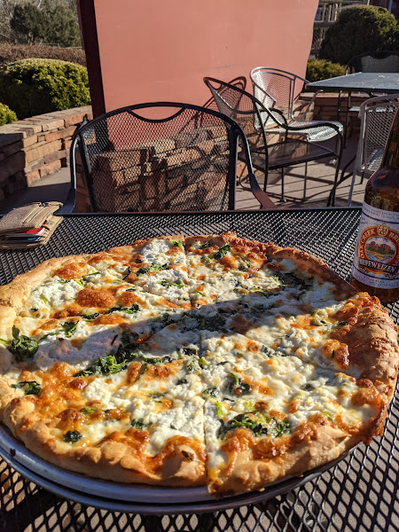 Famous Pizza & Beer - West Sedona - Pizza restaurant in Sedona