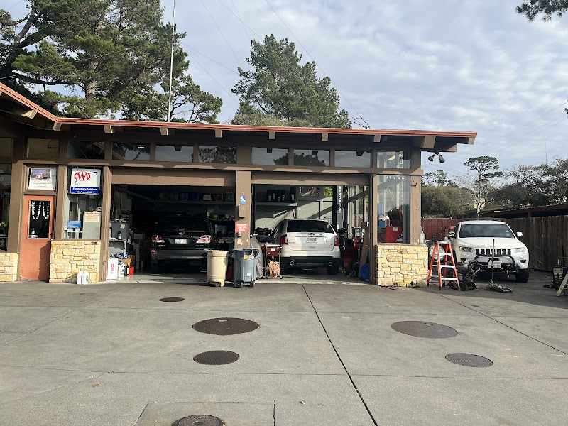 Javier Auto Services - Auto repair shop in Carmel-By-The-Sea