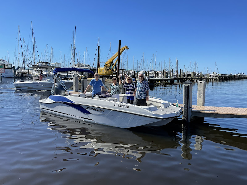 Compass Boat Rentals - Boat rental service in Holmes Beach