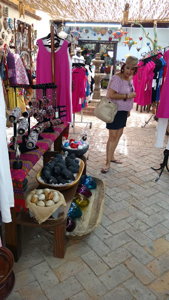 Plaza Fabiola Courtyard Boutique - Clothing store in Obrera