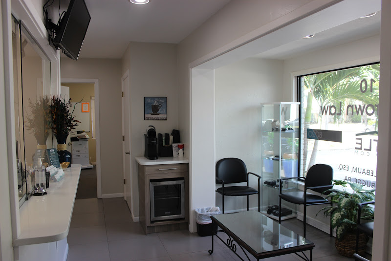 James Brown Law - Real estate attorney in West Palm Beach