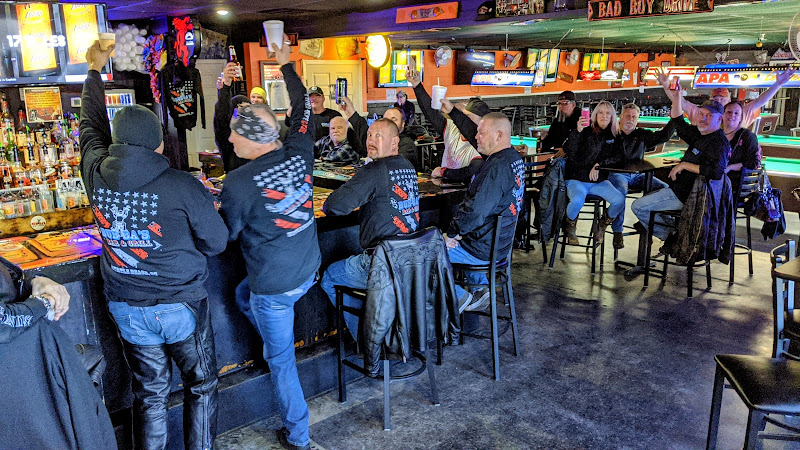 Bubbas Bar and Grill - Bar in Myrtle Beach