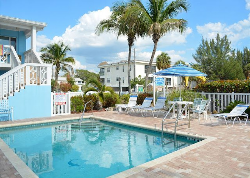 Island Vacation Properties - Vacation home rental agency in Holmes Beach