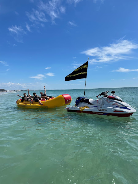 Anna Maria Banana Boat - Boat rental service in Holmes Beach
