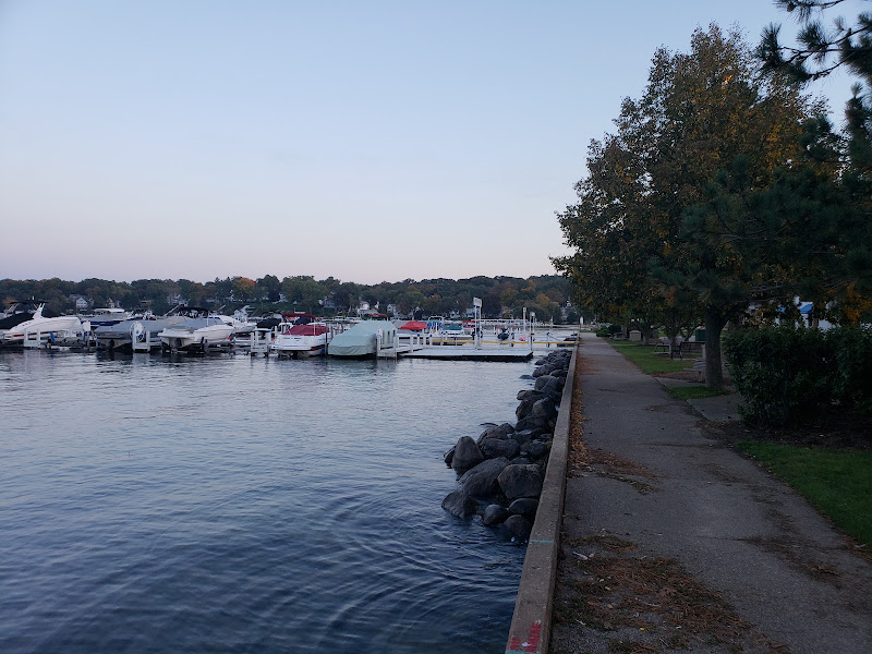 Fontana Municipal Pier #1 - Marina in Fontana-On-Geneva Lake