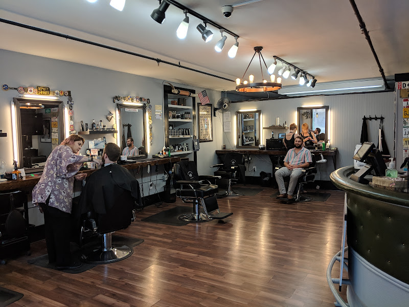 The Barber & Shave Shoppe - Barber shop in Charleston