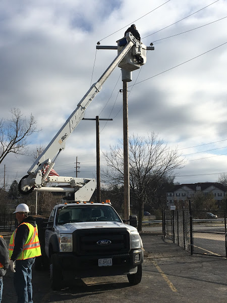 Reinhold Electric - Electrician in Camdenton