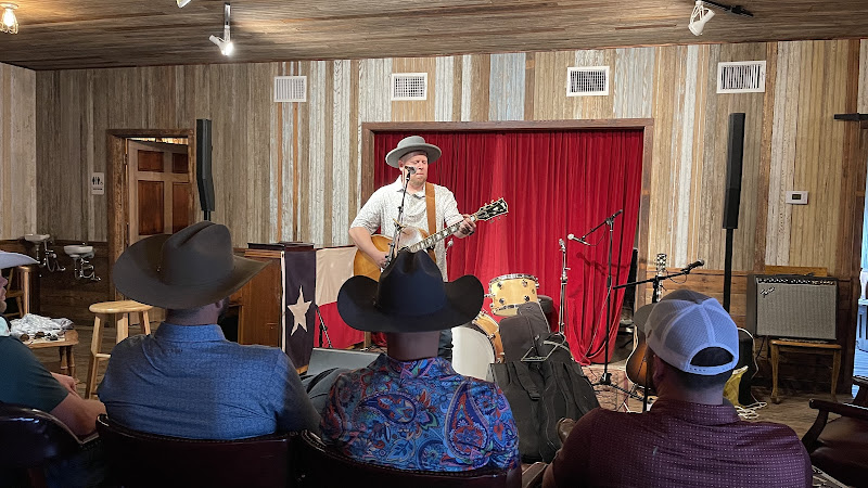 The Redbird Listening Room - Live music venue in New Braunfels