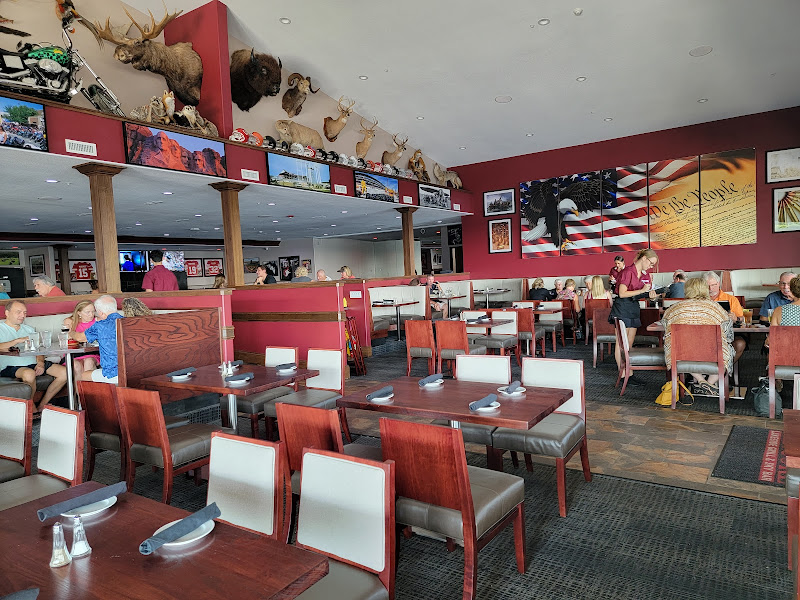 The Encore Lakeside Grill & Sky Bar - Restaurant in Lake Ozark