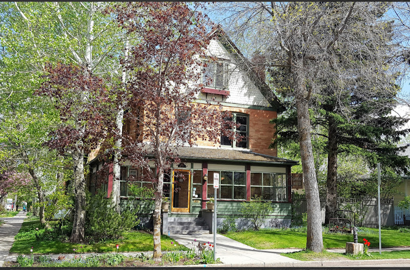 The Lindley House
