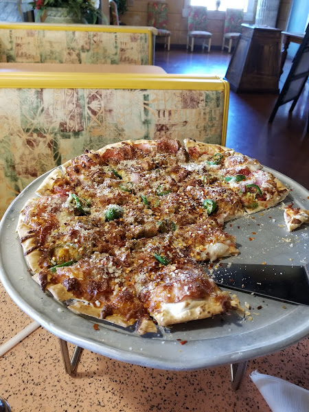 Li'l Rizzo's Restaurant - Osage Beach - Italian restaurant in Osage Beach