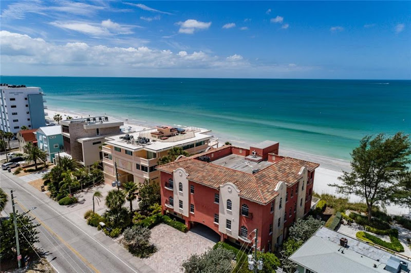 RE/MAX PREFERRED - Commercial real estate agency in St Pete Beach