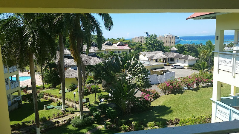 Majestic Supreme Ridge Cott - Cottage rental in Ocho Rios