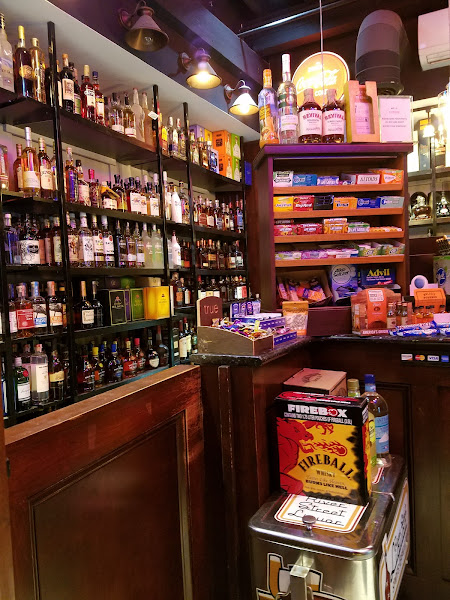 River Street Liquor & Cigars