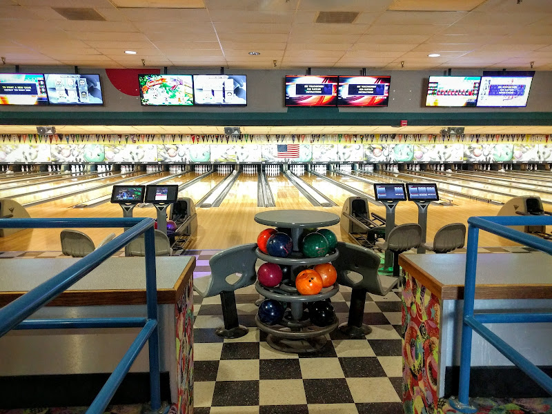 Admiral Robinson Bowling Center San Diego