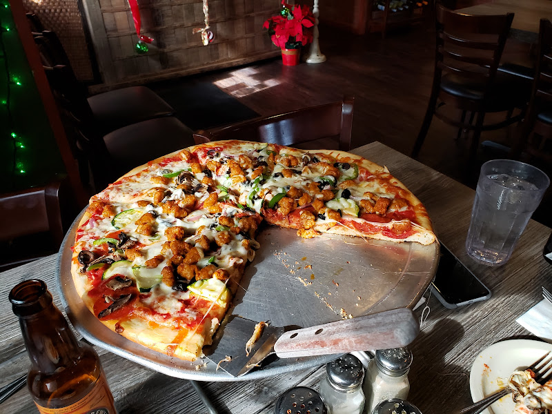 Pago's Pizzeria and Italian Cuisine - Pizza restaurant in Sedona