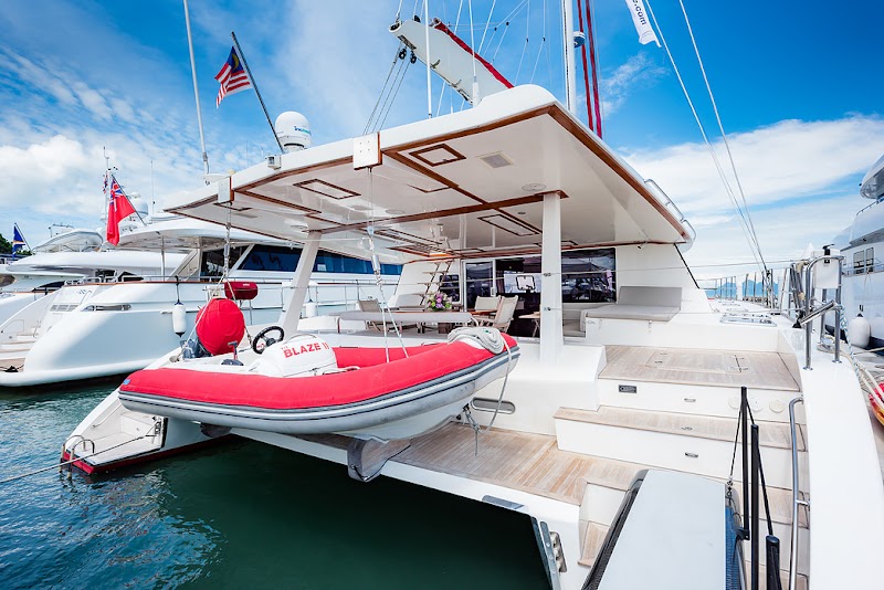 Hawaii Sailing Adventures