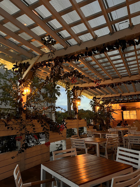 Rosenheim Restaurant - Middle Eastern restaurant in Tampa