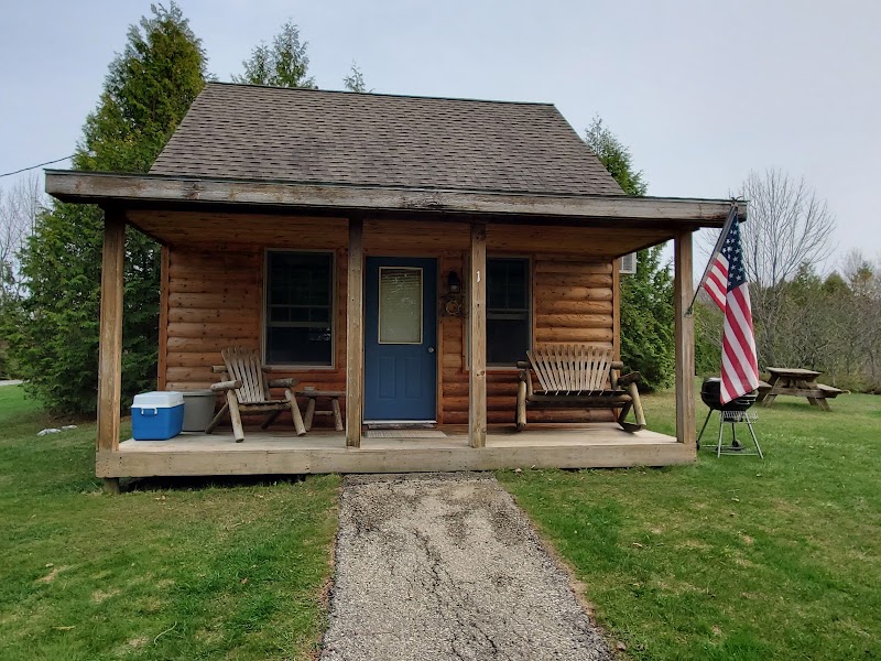 Journey's End Motel & Cabins - Motel in Baileys Harbor