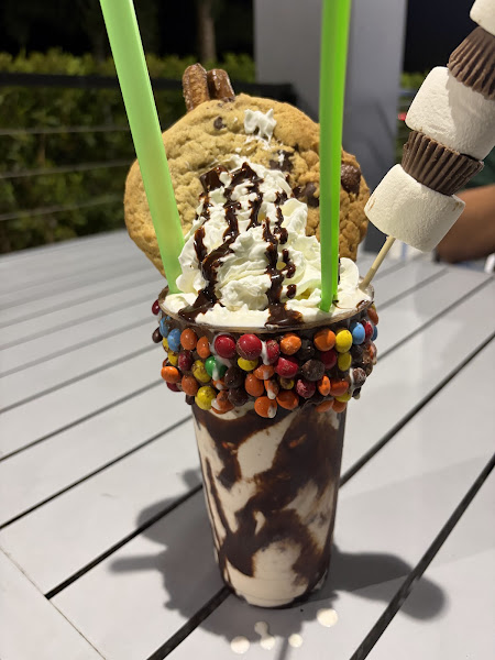 Ice Cream Hut Cocoa Beach South - Ice cream shop in Cocoa Beach