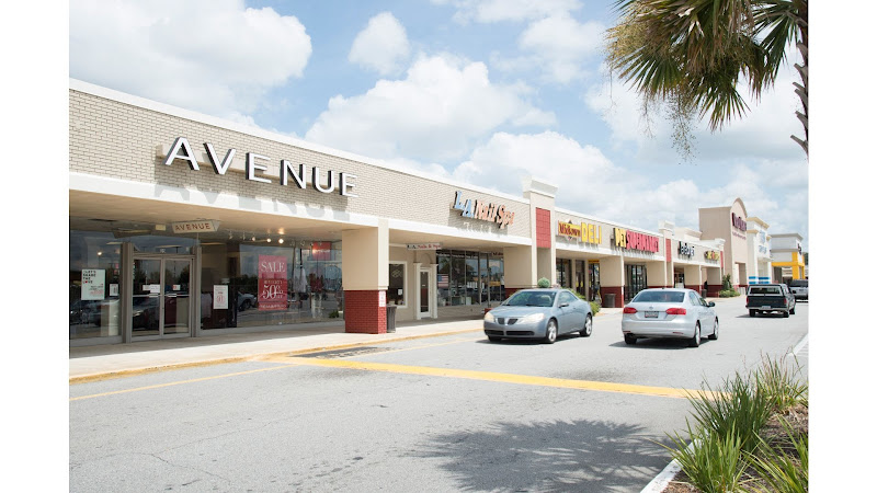 Chatham Plaza//nails