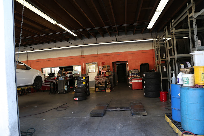 Allen Tire Company - Tire shop in Palm Springs