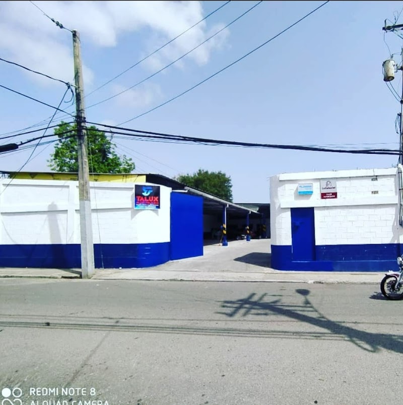 Talux Auto Pintura - Auto repair shop in Puerto Plata 57000